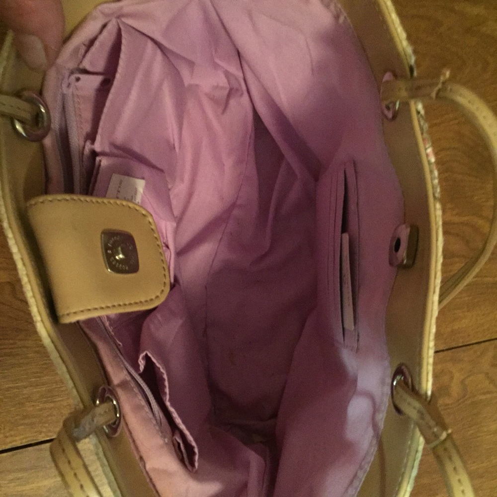 Liz Claiborne bag, new never used. - Picture 6 of 8
